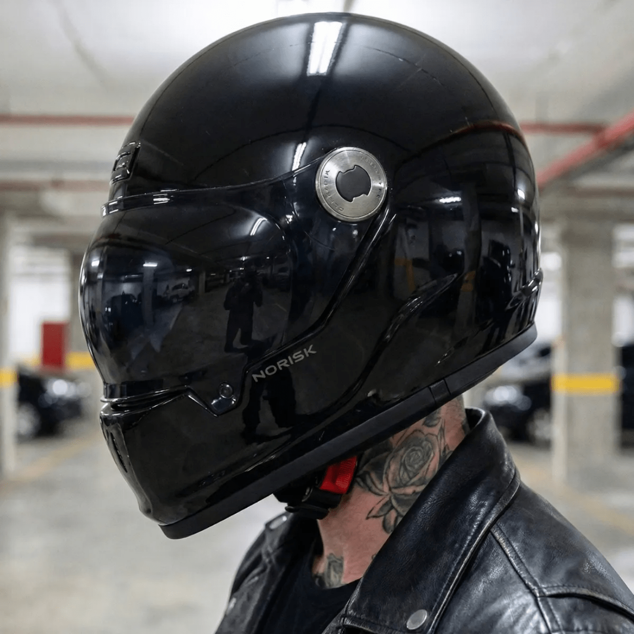 Capacete Fechado Norisk V8 Monocolor Preto