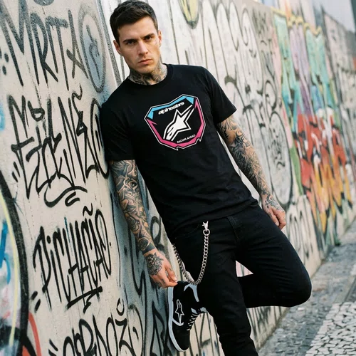 Camiseta Alpinestars Plate Preta manga curta básica casual