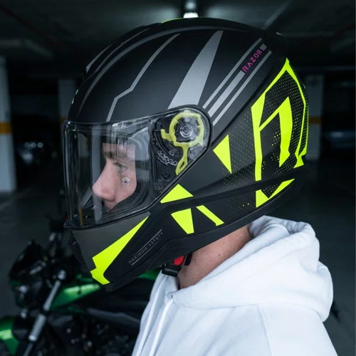 Capacete Fechado Norisk Razor Full Preto Amarelo Fosco Premium
