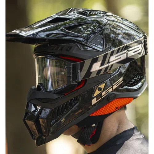 Capacete Motocross Ls2 Mx703 X Force C Solid Carbon Preto