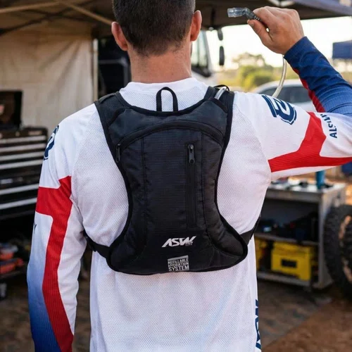 Mochila Bolsa Hidratação Asw Tank Lite 2L Preto Branco