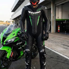 Macacão Alpinestars GP Force V2 Preto Verde 1 Peça