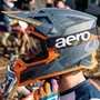 Capacete Asw Motocross R1 MIPS Prisma Cinza Escuro Laranja