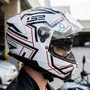 Capacete Fechado LS2 FF808 Stream 2 Maze Branco Preto